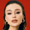 «Для мене ця зйомка була виходом із зони комфорту»: блогерка Самбурська вперше знялася у відвертій фотосесії