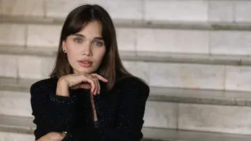 У відвертому образі: Саша Бо здивувала комплексом вправ для красивої спини