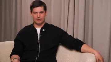 «Дружина збирала валізи разів 15»: зірка серіалу «Кріпосна» Яровенко розповів про особисту драму