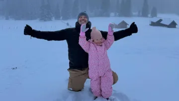 Милий сімейний відпочинок в горах: Джейсон Стетхем вразив мережу зимовими світлинами