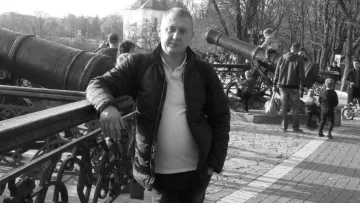 На війні з російськими окупантами загинув зірка КВК: гуморист-військовий виступав за команду «Зі стелі‎»