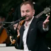 «Бог дав мені другий шанс»: Павло Табаков про 4-ту стадію раку та участь доньки у польському «Голос. Діти» 