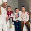 «Улітку вони були на морі»: співачка Alyosha розповіла, чи заважають діти їх особистому життю з чоловіком