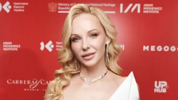 Даша Трегубова у 45 років відверто заговорила про пластику: акторка зізналася, які «уколи краси‎» робить