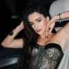 Трінчер могла спровокувати ДТП у Парижі: дуже спекотні фото українки на фоні Ейфелевої вежі