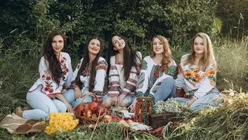 Як звучить «Пінаколада» в стилях опери та репу: жіночий гурт показав запальне відео – Козловський відреагував 
