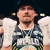 «Мій чемпіон»: Цимбалюк, Сумська, Решетнік та інші зірки відреагували на перемогу Усика над Верховеном