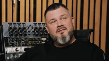 Народилися з нею в один день: відомий продюсер назвав зірку з дуже важким характером 