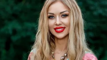 «Ти – приклад доброти й жіночої краси»: Наталія Валевська показала свою маму у день її народження