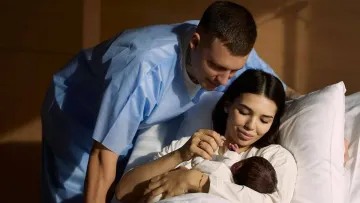 «Наша донечка»: відома блогерка Яна Дога народила дитину і показала зворушливі фото з пологового будинку