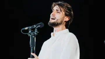 Керівник хору «Гомін» Яценко отримав звання Заслуженого артиста: він відомий власною версією хіта Степана Гіги