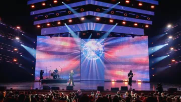 Тіна Кароль, Jamala та хор ЗСУ: як YUNA 2026 відбулася попри ракетну загрозу та хто отримав головні нагороди 