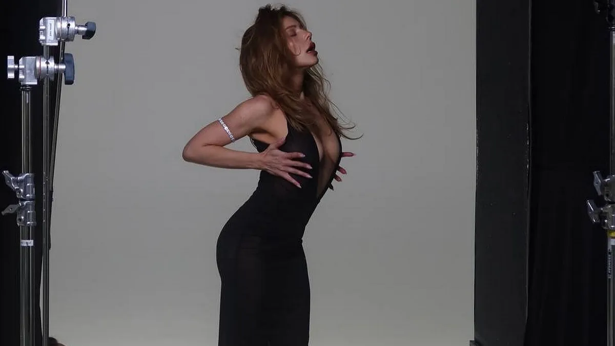 «Стережись»: Тіна Кароль здивувала шанувальників відвертим образом у новій фотосесії