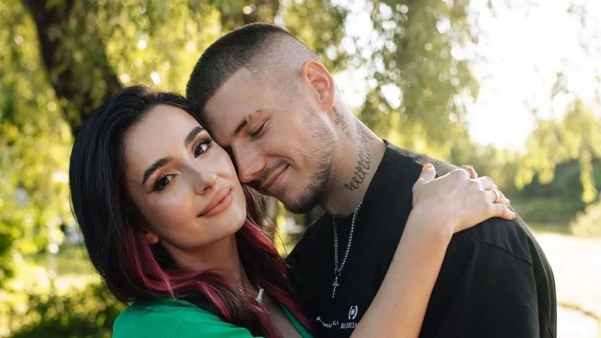 «Мені було досить боляче»: Трінчер розповіла про пісню, яка була її весільною і асоціюється із ексчоловіком