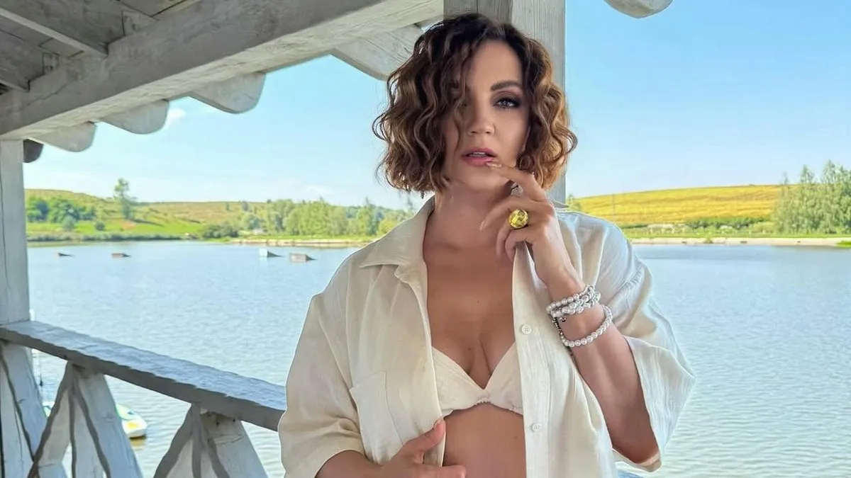 «Хочеш депресію – замов фотосесію»: Оля Цибульська розвеселила фанів новими світлинами 