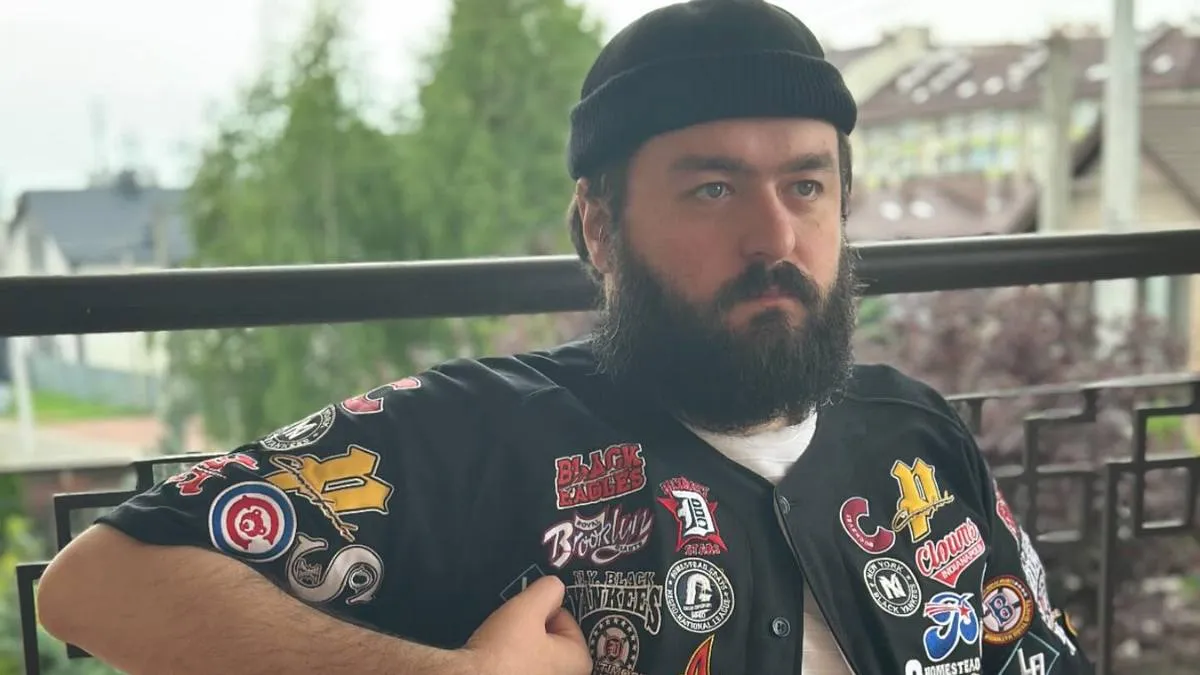 «Будьте готові, що він вас не згадає»: Зірка Ліги сміху Веня повернувся на сцену після крововиливу у мозок