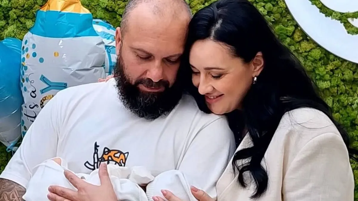 «Не до кінця усвідомлювали»: Соломія Вітвіцька замилувала сімейними фото та висловилася про материнство