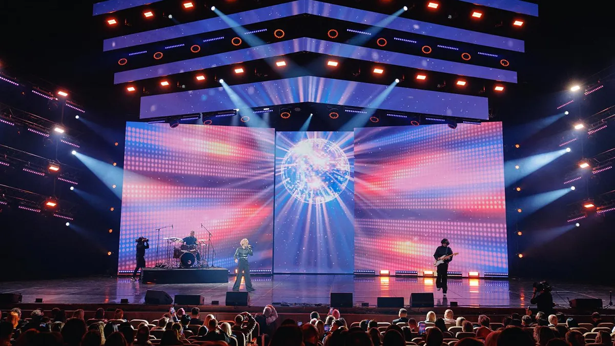 Тіна Кароль, Jamala та хор ЗСУ: як YUNA 2026 відбулася попри ракетну загрозу та хто отримав головні нагороди 