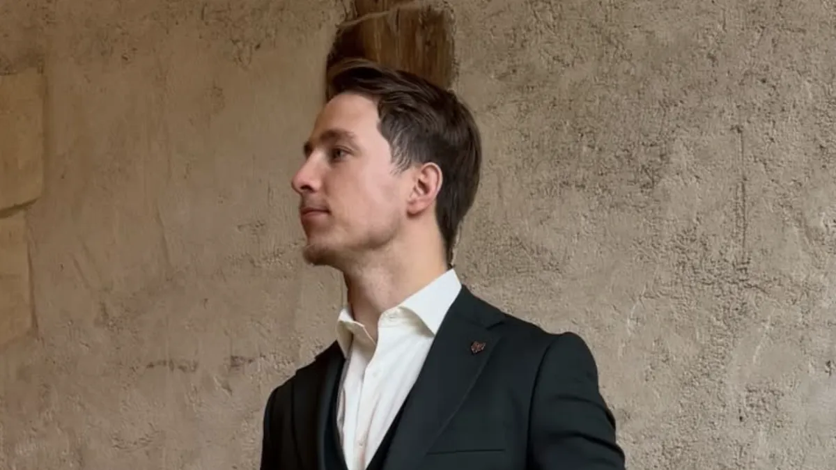 Колишній герой шоу «Холостяк» у Парижі: Терен показав фото з весілля