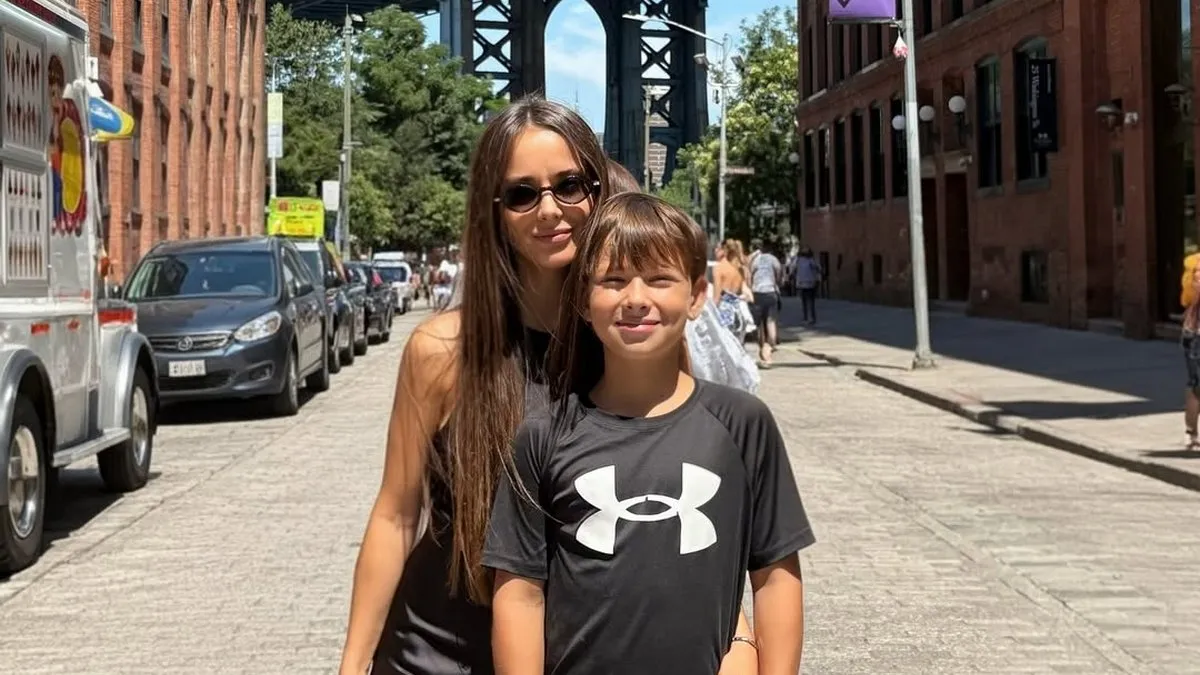 «Я хочу гуляти, у мене пацани мої!»: Ксенія Мішина розповіла, як син Платон проявляє підлітковий характер