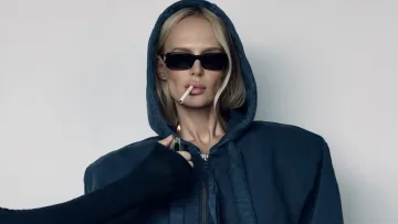 Відверті трусики та сигарета: колишня Цимбалюка запалила новим фото і мережі