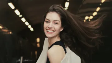 «І весна теж іде...»: «Міс Україна-2016» вразила стильним весняним образом