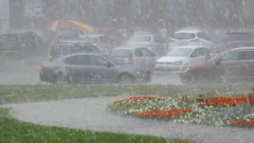Яка погода завтра, 20 травня: синоптики попередили українців про грози та град