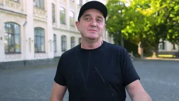 «Просто на кухні п'ємо вінішко»: Дядя Жора розкрив незвичну п'ятничну традицію зі своїми доньками