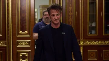 Зеленський пожартував над Шоном Пенном: репліка президента про «Оскар» викликала посмішки у залі