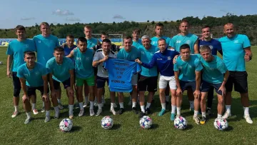 Не Усик і не Ломаченко: відомий український боксер може дебютувати у футболі