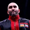 Пояс Усика дістався росіянину фактично без бою: деталі поєдинку Гассієва та Кадіру