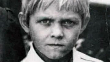 «Ніжки, стінку обляпав, «вертольоти»: Усик розповів, що він у шість років напився горілки і йому було дуже зле