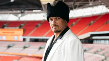 «Дурник, що навіть не знає англійської мови»: співачка Бурмака висловилась щодо вірусної фрази боксера Усика