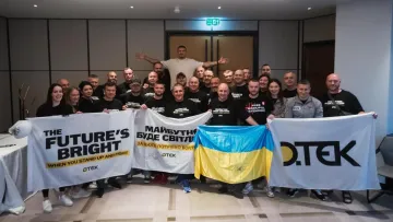 Усик виконав важливу місію перед боєм проти Дюбуа: що зробив та з ким зустрівся український чемпіон у Лондоні