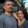 Усик засвітилася з коштовним аксесуаром: фото дружини чемпіона з річчю, яка вартує понад мільйон