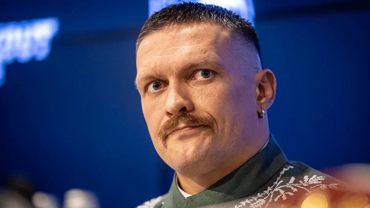 «Ти приклад для мене»: Усик виклав вражаючу світлину від Vogue і зачарував шанувальників