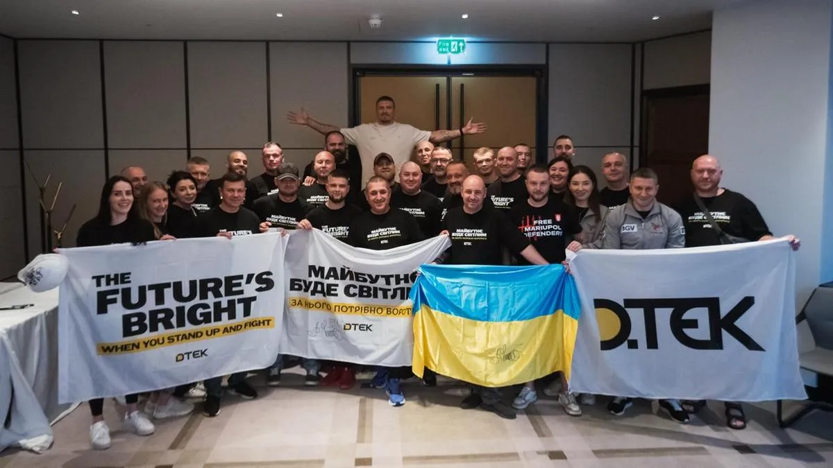 Усик виконав важливу місію перед боєм проти Дюбуа: що зробив та з ким зустрівся український чемпіон у Лондоні