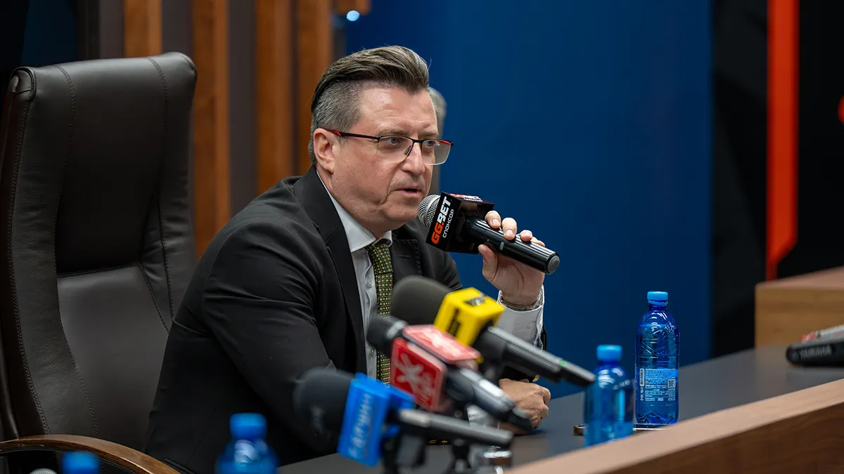 «Я власник великого ютуб-каналу»: директор футбольного клубу Буткевича сколихнув мережу історією про поліцію