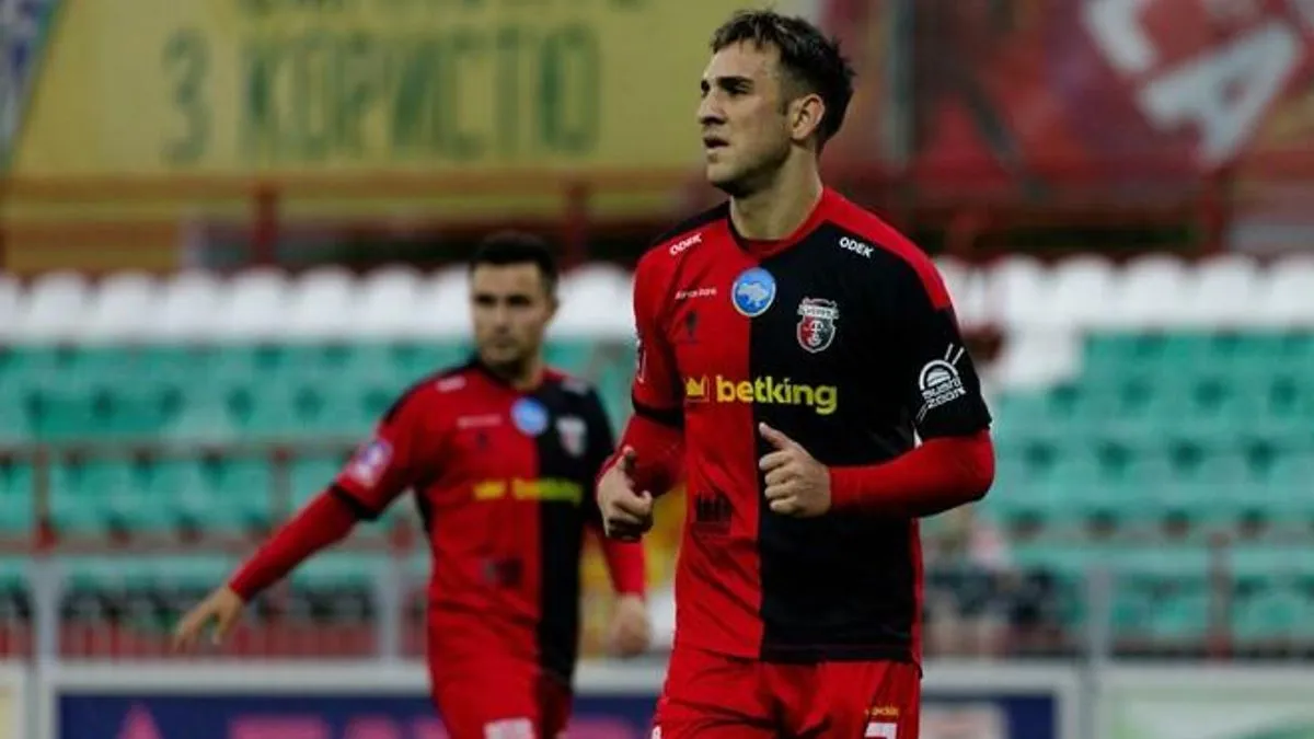 З клубу УПЛ втік гравець: відомо, хто чкурнув навтьоки, перебуваючи за кордоном – це не українець