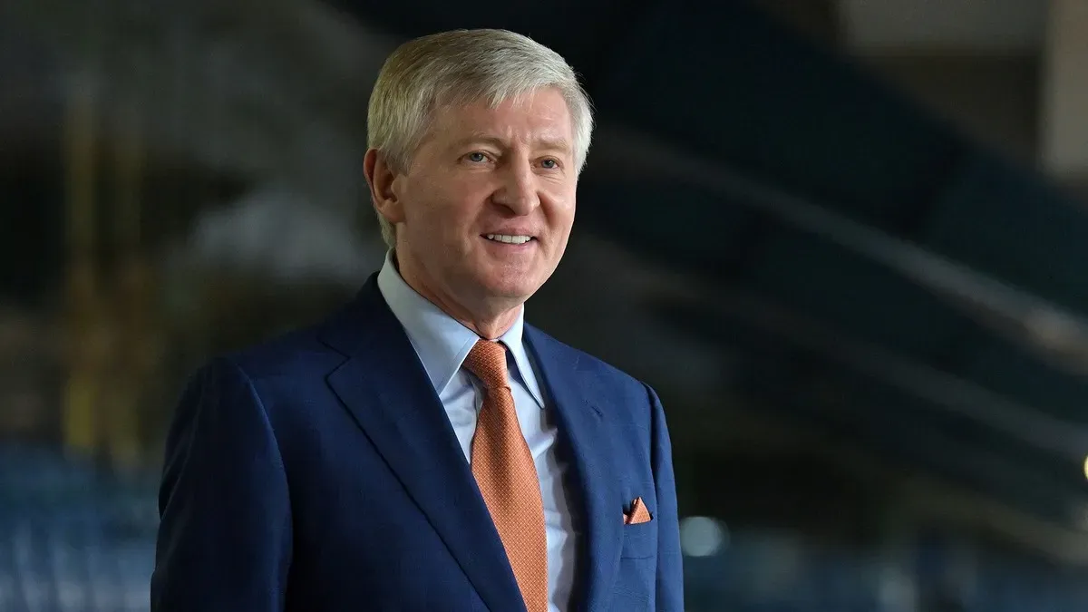 Конфіденційна інформація: прикордонна служба не розкриває підстави, на яких Ахметов виїхав з України