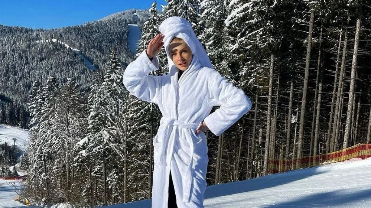 Покаталася на лижах і випила пива: дружина Зінченка показала захоплюючий відпочинок з доньками в Буковелі