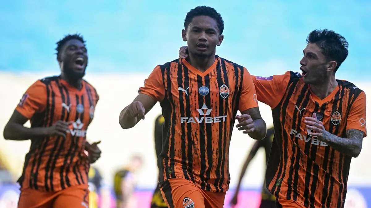 Шахтар впевнено переміг Рух й не дав ЛНЗ піти у відрив: дублем у складі «гірників» вистрілив Егіналду