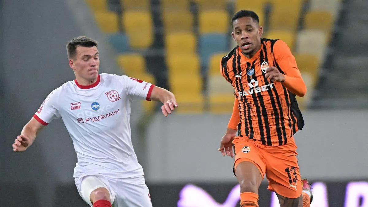 Шахтар втратив очки в чемпіонаті України: матч проти Кривбасу врятував бразилець у компенсований час