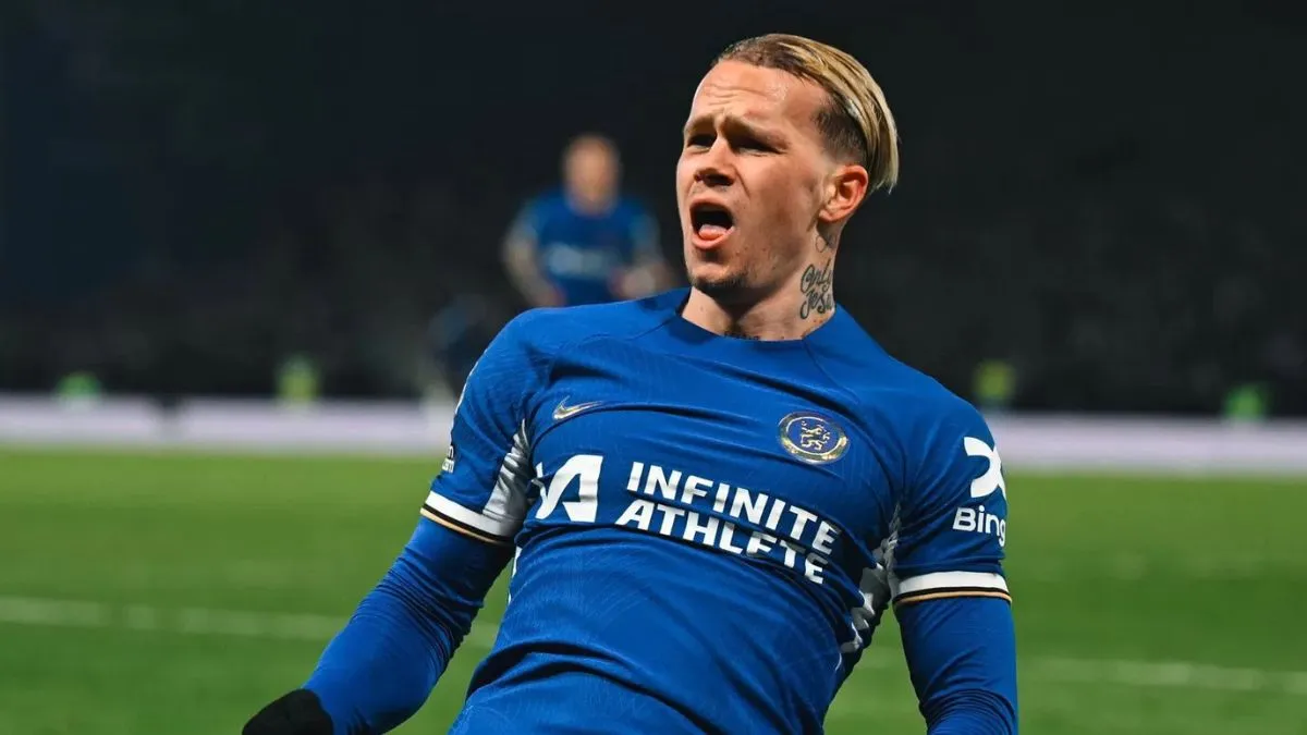 Мудрик повернувся на поле та забив ефектний гол: відео результативного удару вінгера Челсі