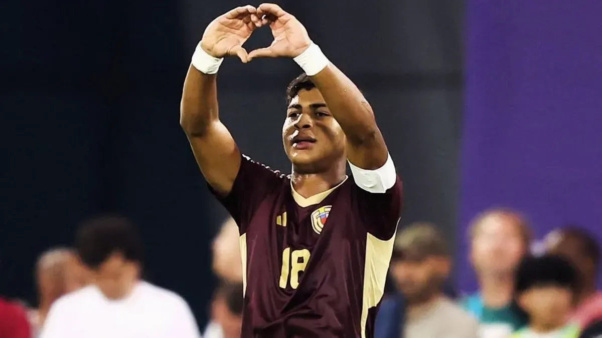 Запалив за Динамо, але до клубу не перейде: кияни не підпишуть футболіста, що влаштував феєрію на перегляді