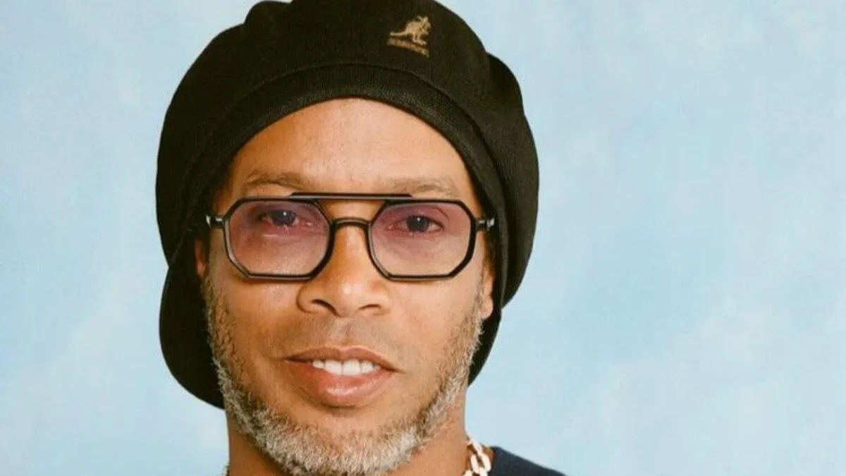 «Маленькому Роналдо» вже 45: Роналдінью святкує народини – цікаві факти про володаря Золотого м'яча-2005