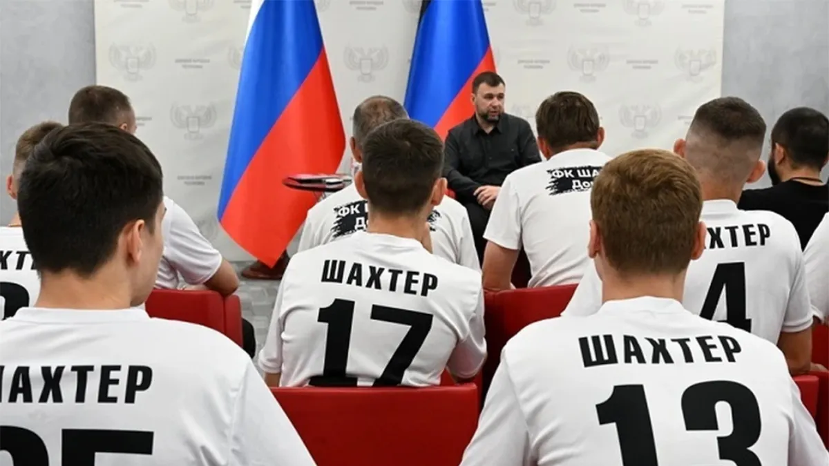 У «ДНР» тепер свій «шахтьор»: в команді грають ексфутболіст збірної України та пенсіонери Вереса й Зорі