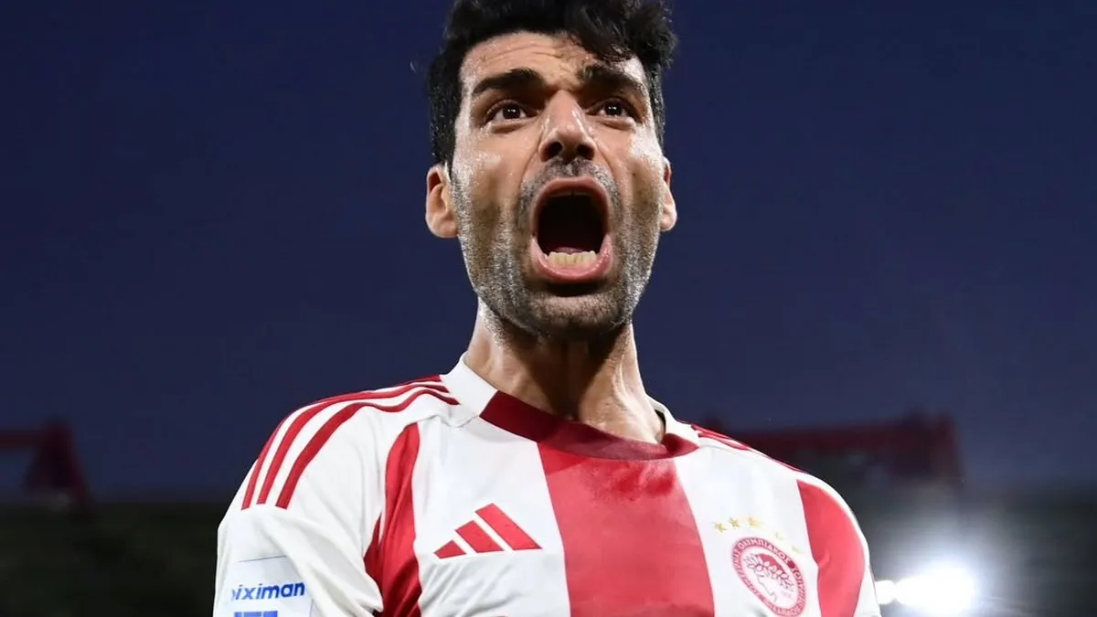 Зірка футболу і експартнер Яремчука хоче воювати за Іран: що відомо про рішення нападника