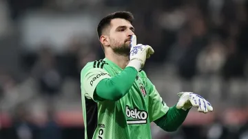 Туран хоче переманити до Шахтаря воротаря зі своєї батьківщини Туреччини: хто може витіснити Різника з основи