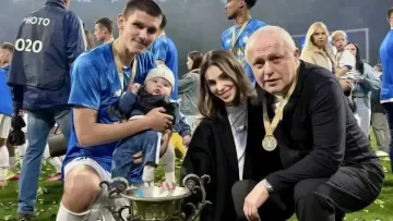 «З днем народження нас»: донька президента Динамо з сином святкують особливий день – привітав також і Біловар